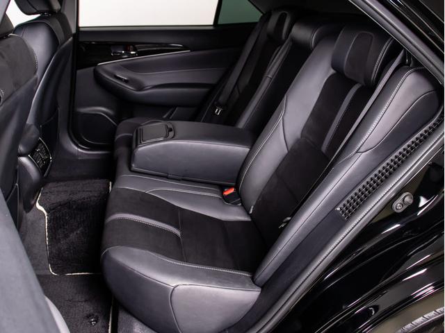 クラウンハイブリッド アスリートS J-フロンティアリミテッド 後期型(禁煙車)(ワンオーナー)(特別仕様車)(オプション18インチアルミ)(フルエアロ)(トヨタセーフティセンス)衝突軽減ブレーキ 踏み間違い防止機能 レーダークルーズ 車線逸脱抑制機能LDA(7枚目)