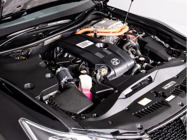 クラウンハイブリッド アスリートS J-フロンティアリミテッド 後期型(禁煙車)(ワンオーナー)(特別仕様車)(オプション18インチアルミ)(フルエアロ)(トヨタセーフティセンス)衝突軽減ブレーキ 踏み間違い防止機能 レーダークルーズ 車線逸脱抑制機能LDA(30枚目)