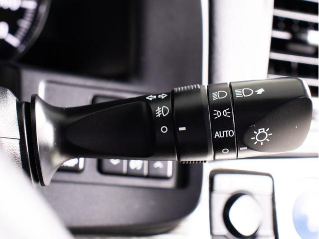 クラウンハイブリッド アスリートS J-フロンティアリミテッド 後期型(禁煙車)(ワンオーナー)(特別仕様車)(オプション18インチアルミ)(フルエアロ)(トヨタセーフティセンス)衝突軽減ブレーキ 踏み間違い防止機能 レーダークルーズ 車線逸脱抑制機能LDA(43枚目)