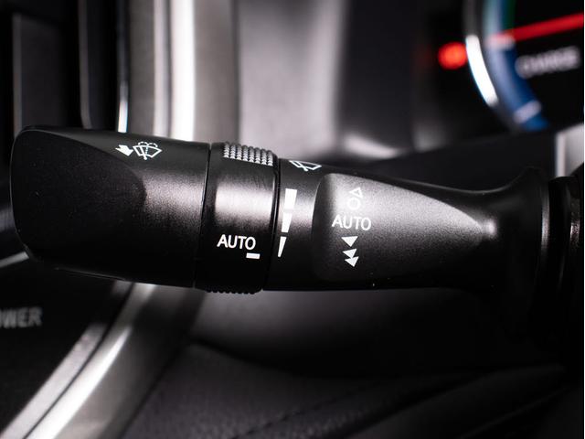 クラウンハイブリッド アスリートS J-フロンティアリミテッド 後期型(禁煙車)(ワンオーナー)(特別仕様車)(オプション18インチアルミ)(フルエアロ)(トヨタセーフティセンス)衝突軽減ブレーキ 踏み間違い防止機能 レーダークルーズ 車線逸脱抑制機能LDA(44枚目)