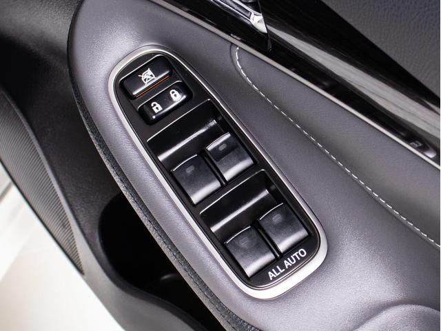 クラウンハイブリッド アスリートＳ　Ｊ－フロンティアリミテッド　後期型（特別仕様）（オプション１８インチアルミ）（フルエアロ）（セーフティセンス）（記録簿７枚）専用インテリア＆エクステリア　衝突軽減ブレーキ　踏み間違い防止機能　車線逸脱抑制ＬＤＡ　専用ハーフレザー（38枚目）