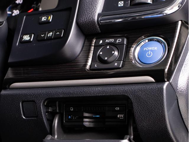 クラウンハイブリッド アスリートＳ　Ｊ－フロンティアリミテッド　後期型（特別仕様）（オプション１８インチアルミ）（フルエアロ）（セーフティセンス）（記録簿７枚）専用インテリア＆エクステリア　衝突軽減ブレーキ　踏み間違い防止機能　車線逸脱抑制ＬＤＡ　専用ハーフレザー（42枚目）