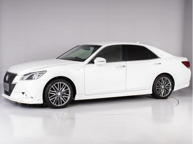 クラウンハイブリッド アスリートＳ　（禁煙車）（黒本革シート）（フルエアロ）（オプション１８インチアルミ）エアシート　シートヒーター　Ｂｌｕｔｏｏｔｈ対応　レギュラーガソリン仕様　ステアリングヒーター　ＨＤＤマルチ　カラーバックカメラ（13枚目）