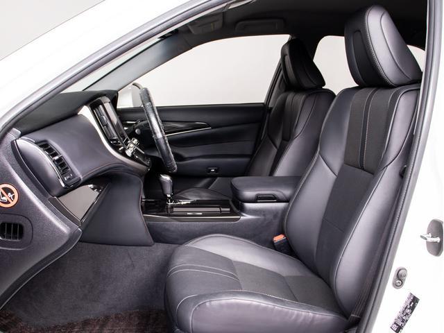 クラウンハイブリッド アスリートＳ　（禁煙車）（黒本革シート）（フルエアロ）（オプション１８インチアルミ）エアシート　シートヒーター　Ｂｌｕｔｏｏｔｈ対応　レギュラーガソリン仕様　ステアリングヒーター　ＨＤＤマルチ　カラーバックカメラ（30枚目）