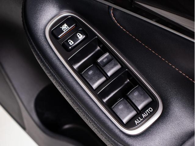 クラウンハイブリッド アスリートＳ　（禁煙車）（黒本革シート）（フルエアロ）（オプション１８インチアルミ）エアシート　シートヒーター　Ｂｌｕｔｏｏｔｈ対応　レギュラーガソリン仕様　ステアリングヒーター　ＨＤＤマルチ　カラーバックカメラ（35枚目）