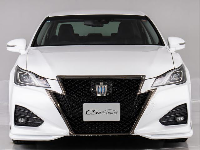 クラウンハイブリッド アスリートS J-フロンティアリミテッド 後期型(特別仕様車)(オプション18インチアルミ)(フルエアロ)(トヨタセーフティセンス)(点検記録簿6枚)衝突軽減ブレーキ 踏み間違い防止機能 車線逸脱抑制LDA レーダークルーズ 専用内外装(13枚目)