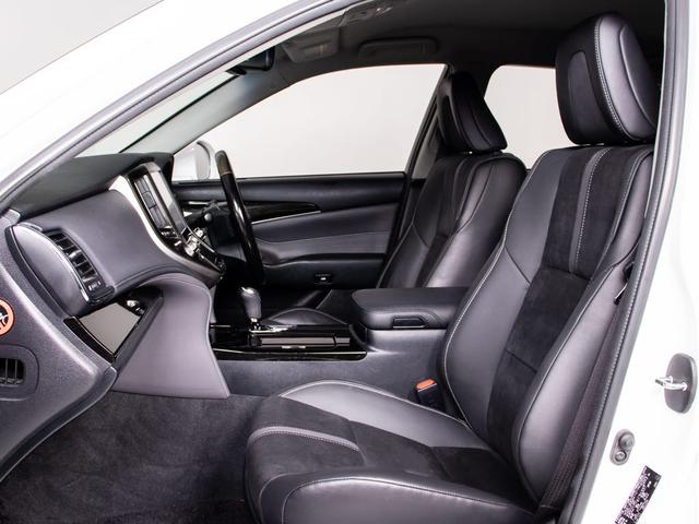 クラウンハイブリッド アスリートS J-フロンティアリミテッド 後期型(特別仕様車)(オプション18インチアルミ)(フルエアロ)(トヨタセーフティセンス)(点検記録簿6枚)衝突軽減ブレーキ 踏み間違い防止機能 車線逸脱抑制LDA レーダークルーズ 専用内外装(32枚目)