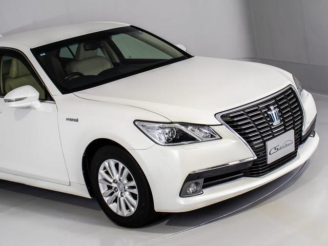 クラウンハイブリッド ロイヤルサルーンＧ　（フラクセン本革シート）（クリアランスソナー）アダプティブハイビーム　Ｂｌｕｔｏｏｔｈ対応　レギュラーガソリン仕様　シートメモリー　エアシート　シート＆ステアリングヒーター　レギュラーガソリン仕様（5枚目）