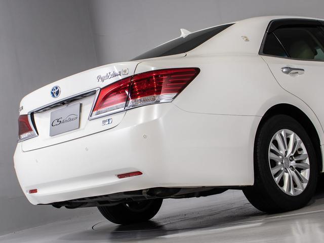 クラウンハイブリッド ロイヤルサルーンＧ　（フラクセン本革シート）（クリアランスソナー）アダプティブハイビーム　Ｂｌｕｔｏｏｔｈ対応　レギュラーガソリン仕様　シートメモリー　エアシート　シート＆ステアリングヒーター　レギュラーガソリン仕様（19枚目）