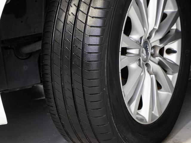 クラウンハイブリッド ロイヤルサルーンＧ　（フラクセン本革シート）（クリアランスソナー）アダプティブハイビーム　Ｂｌｕｔｏｏｔｈ対応　レギュラーガソリン仕様　シートメモリー　エアシート　シート＆ステアリングヒーター　レギュラーガソリン仕様（28枚目）