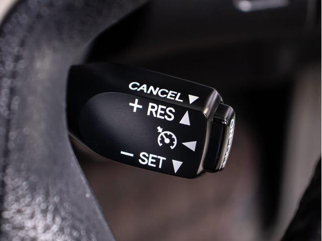 クラウンハイブリッド ロイヤルサルーンＧ　（フラクセン本革シート）（クリアランスソナー）アダプティブハイビーム　Ｂｌｕｔｏｏｔｈ対応　レギュラーガソリン仕様　シートメモリー　エアシート　シート＆ステアリングヒーター　レギュラーガソリン仕様（40枚目）