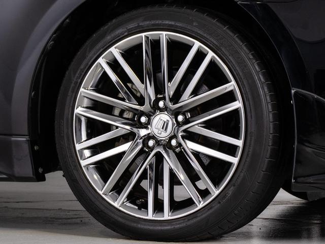 クラウンハイブリッド アスリートG (禁煙車)(黒本革シート)(オプション18インチアルミ)(フルエアロ)(衝突軽減ブレーキ)(踏み間違い防止機能)レーダークルーズ アダプティブハイビーム シートメモリー Bluetooth対応(6枚目)