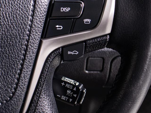 クラウンハイブリッド アスリートG (禁煙車)(黒本革シート)(オプション18インチアルミ)(フルエアロ)(衝突軽減ブレーキ)(踏み間違い防止機能)レーダークルーズ アダプティブハイビーム シートメモリー Bluetooth対応(9枚目)