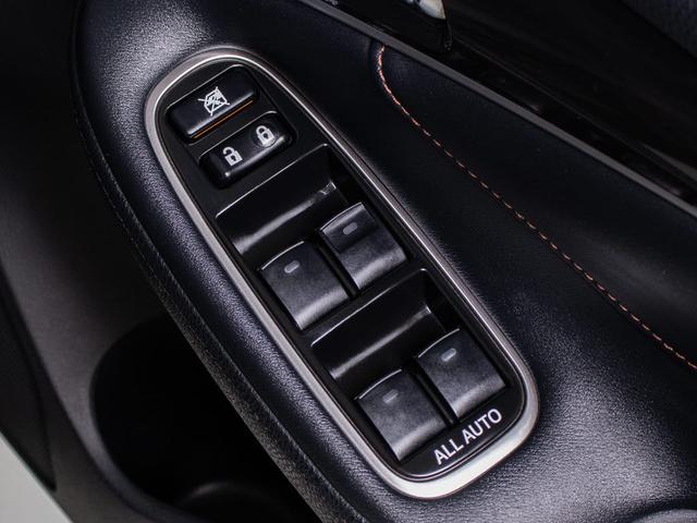 クラウンハイブリッド アスリートG (禁煙車)(黒本革シート)(オプション18インチアルミ)(フルエアロ)(衝突軽減ブレーキ)(踏み間違い防止機能)レーダークルーズ アダプティブハイビーム シートメモリー Bluetooth対応(43枚目)