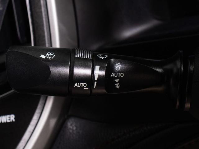 クラウンハイブリッド アスリートG (禁煙車)(黒本革シート)(オプション18インチアルミ)(フルエアロ)(衝突軽減ブレーキ)(踏み間違い防止機能)レーダークルーズ アダプティブハイビーム シートメモリー Bluetooth対応(45枚目)