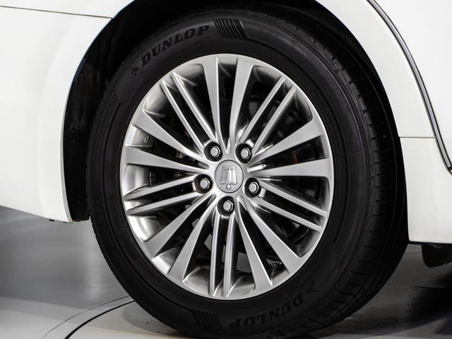 クラウンハイブリッド ロイヤルサルーンG 後期型(禁煙車)(オプション17インチアルミ)(衝突軽減ブレーキ)(踏み間違い防止機能)レーダークルーズ イージークローザー 後席VIP シートメモリー アダプティブハイビーム Bluetooth対応(6枚目)
