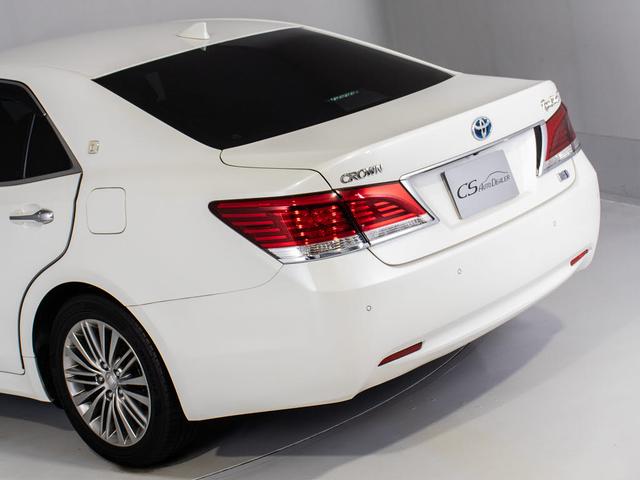クラウンハイブリッド ロイヤルサルーンG 後期型(禁煙車)(オプション17インチアルミ)(衝突軽減ブレーキ)(踏み間違い防止機能)レーダークルーズ イージークローザー 後席VIP シートメモリー アダプティブハイビーム Bluetooth対応(23枚目)