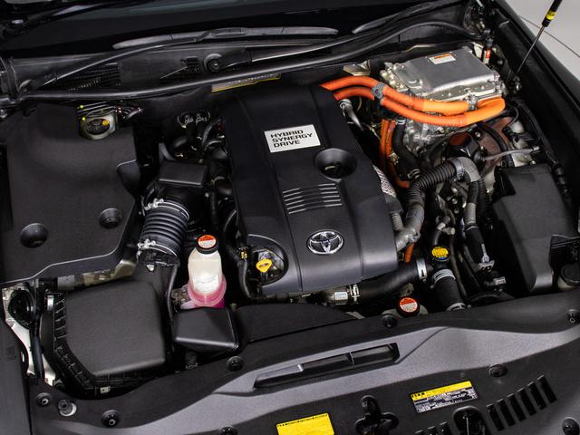 クラウンハイブリッド アスリートG (ワンオーナー)(黒本革シート)(オプション18インチアルミ)(フルエアロ)アダプティブハイビーム Bluetooth対応 レギュラーガソリン仕様 エアシート&シートヒーター シートメモリー HDD(28枚目)