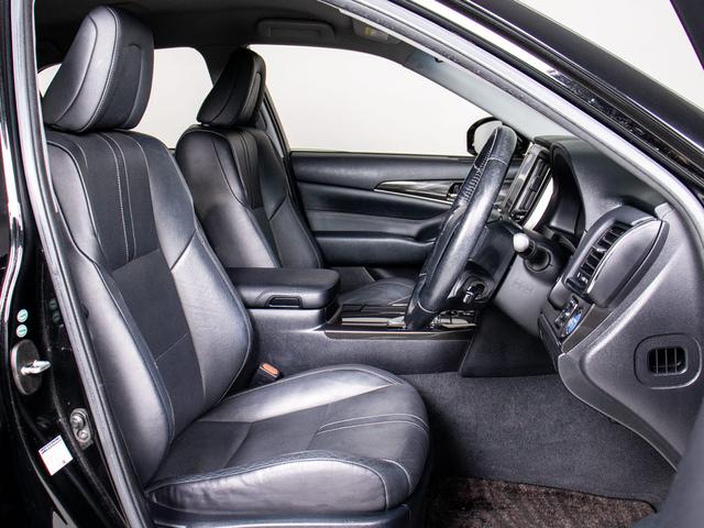 クラウンハイブリッド アスリートG 新品20AW/フルエアロ/黒革/アドバンストPKG/プリクラッシュセーフティ/レーダークルーズコントロール/クリアランスソナー/エアシート/シートヒーター/純正HDDマルチナビ/(4枚目)