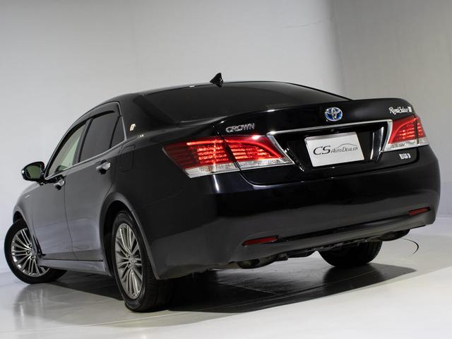 クラウンハイブリッド ロイヤルサルーンＧ　後期型／黒本革／ＢＳＭ／オプション１７ＡＷ／Ｓヒータ／レギュラーガソリン対応モデル／クルーズコントロール／電動パワーシート／ステアリングヒーター／ＬＥＤヘッドライト（16枚目）