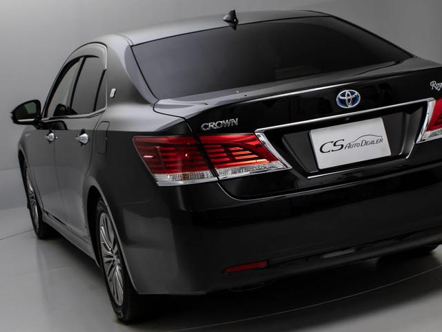 クラウンハイブリッド ロイヤルサルーンＧ　後期型／黒本革／ＢＳＭ／オプション１７ＡＷ／Ｓヒータ／レギュラーガソリン対応モデル／クルーズコントロール／電動パワーシート／ステアリングヒーター／ＬＥＤヘッドライト（24枚目）