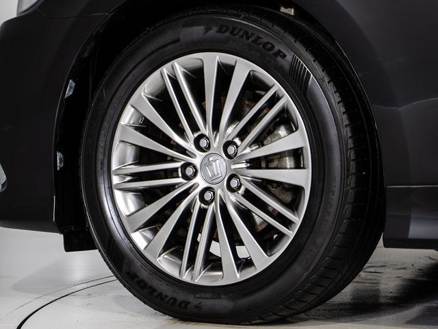 クラウンハイブリッド ロイヤルサルーンＧ　後期型／黒本革／ＢＳＭ／オプション１７ＡＷ／Ｓヒータ／レギュラーガソリン対応モデル／クルーズコントロール／電動パワーシート／ステアリングヒーター／ＬＥＤヘッドライト（25枚目）