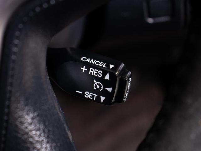 クラウンハイブリッド ロイヤルサルーンＧ　後期型／黒本革／ＢＳＭ／オプション１７ＡＷ／Ｓヒータ／レギュラーガソリン対応モデル／クルーズコントロール／電動パワーシート／ステアリングヒーター／ＬＥＤヘッドライト（39枚目）