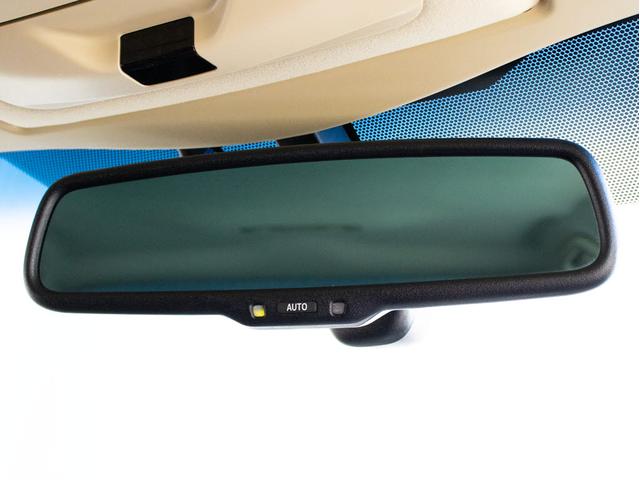 クラウンハイブリッド ロイヤルサルーンＧ　後期型／黒本革／ＢＳＭ／オプション１７ＡＷ／Ｓヒータ／レギュラーガソリン対応モデル／クルーズコントロール／電動パワーシート／ステアリングヒーター／ＬＥＤヘッドライト（49枚目）