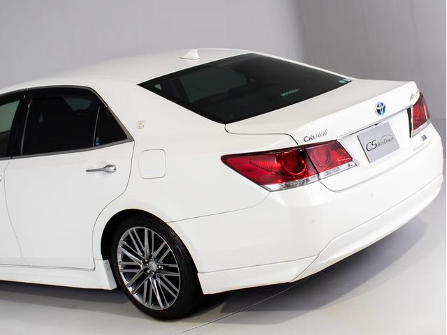 クラウンハイブリッド アスリートＧ　（禁煙車）（プレミアムサウンド）（黒本革シート）（オプション１８インチアルミ）（フルエアロ）（パノラミックビュー）（衝突軽減ブレーキ）（踏み間違い防止機能）レーダークルーズ　アダプティブハイビーム（24枚目）