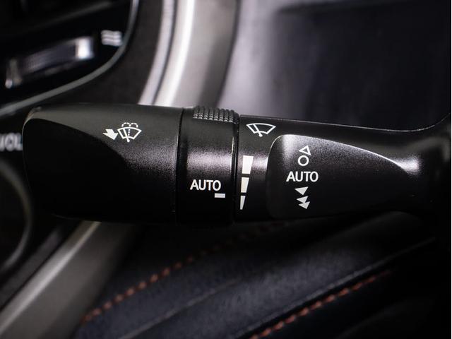 クラウンハイブリッド アスリートＧ　（禁煙車）（プレミアムサウンド）（黒本革シート）（オプション１８インチアルミ）（フルエアロ）（パノラミックビュー）（衝突軽減ブレーキ）（踏み間違い防止機能）レーダークルーズ　アダプティブハイビーム（43枚目）