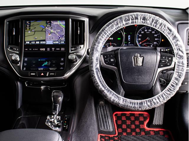 クラウンハイブリッド アスリートＧ　（サンルーフ）（禁煙）（黒革）（ＯＰ１８ＡＷ）衝突軽減／踏み間違い防止機能アドバンストパッケージ／アダプティブハイビーム／プリクラッシュ／クリアランスソナー／レギュラーガソリン仕様／黒本革シート（32枚目）