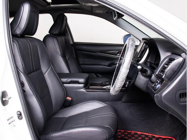 クラウンハイブリッド アスリートＧ　（サンルーフ）（禁煙）（黒革）（ＯＰ１８ＡＷ）衝突軽減／踏み間違い防止機能アドバンストパッケージ／アダプティブハイビーム／プリクラッシュ／クリアランスソナー／レギュラーガソリン仕様／黒本革シート（33枚目）