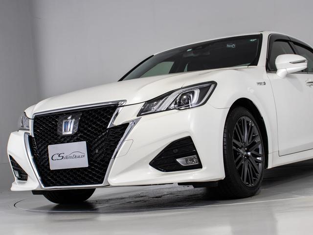 クラウンハイブリッド アスリートＳ　後期型（禁煙車）（サンルーフ）（黒本革シート）（オプション１８インチＡＷ）（トヨタセーフティセンス）衝突軽減ブレーキ　踏み間違い防止機能　レーダークルーズ　オートマチックハイビーム　車線逸脱抑制ＬＤＡ（18枚目）
