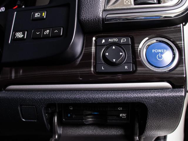 クラウンハイブリッド アスリートＳ　後期型（禁煙車）（サンルーフ）（黒本革シート）（オプション１８インチＡＷ）（トヨタセーフティセンス）衝突軽減ブレーキ　踏み間違い防止機能　レーダークルーズ　オートマチックハイビーム　車線逸脱抑制ＬＤＡ（34枚目）