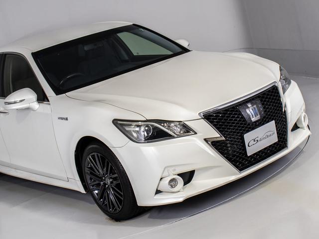 クラウンハイブリッド アスリートＳ　ブラックスタイル　後席モニター（黒本革シート）（スパッタリング１８ＡＷ）（パノラミックビューモニター）（衝突軽減ブレーキ）（踏み間違い防止機能）レーダークルーズ　特別仕様　Ｂｌｕｅｔｏｏｔｈ　レギュラーガソリン仕様（7枚目）