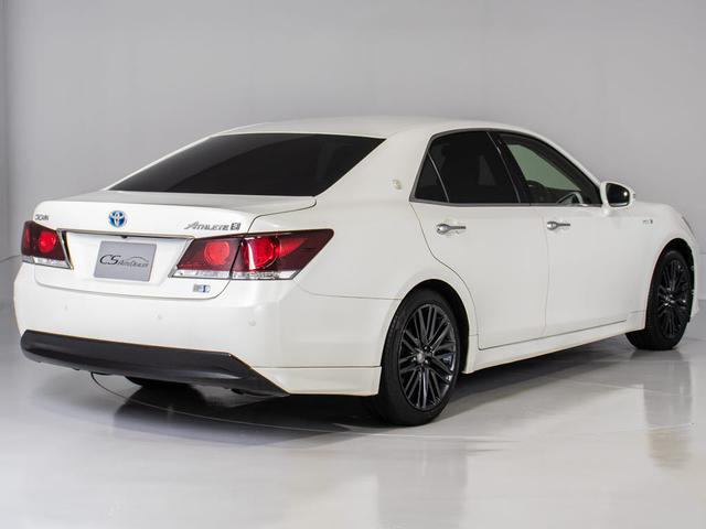 クラウンハイブリッド アスリートＳ　ブラックスタイル　後席モニター（黒本革シート）（スパッタリング１８ＡＷ）（パノラミックビューモニター）（衝突軽減ブレーキ）（踏み間違い防止機能）レーダークルーズ　特別仕様　Ｂｌｕｅｔｏｏｔｈ　レギュラーガソリン仕様（19枚目）