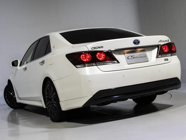 クラウンハイブリッド アスリートＳ　ブラックスタイル　後席モニター（黒本革シート）（スパッタリング１８ＡＷ）（パノラミックビューモニター）（衝突軽減ブレーキ）（踏み間違い防止機能）レーダークルーズ　特別仕様　Ｂｌｕｅｔｏｏｔｈ　レギュラーガソリン仕様（21枚目）