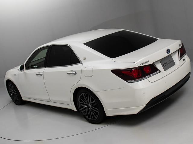 クラウンハイブリッド アスリートＳ　ブラックスタイル　後席モニター（黒本革シート）（スパッタリング１８ＡＷ）（パノラミックビューモニター）（衝突軽減ブレーキ）（踏み間違い防止機能）レーダークルーズ　特別仕様　Ｂｌｕｅｔｏｏｔｈ　レギュラーガソリン仕様（29枚目）