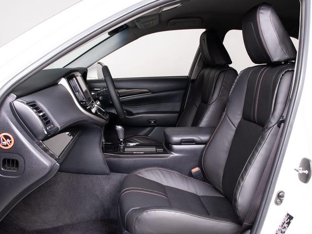 クラウンハイブリッド アスリートＳ　ブラックスタイル　後席モニター（黒本革シート）（スパッタリング１８ＡＷ）（パノラミックビューモニター）（衝突軽減ブレーキ）（踏み間違い防止機能）レーダークルーズ　特別仕様　Ｂｌｕｅｔｏｏｔｈ　レギュラーガソリン仕様（36枚目）