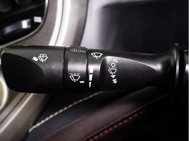 クラウンハイブリッド ロイヤルサルーン　（禁煙車）（黒本革シート）（衝突軽減ブレーキ）（踏み間違い防止機能）レーダークルーズ　アドバンストＰＫＧ　プリクラッシュ　クリアランスソナー　Ｂｌｕｅｔｏｏｔｈ　レギュラーガソリン仕様　記録簿１０枚（43枚目）