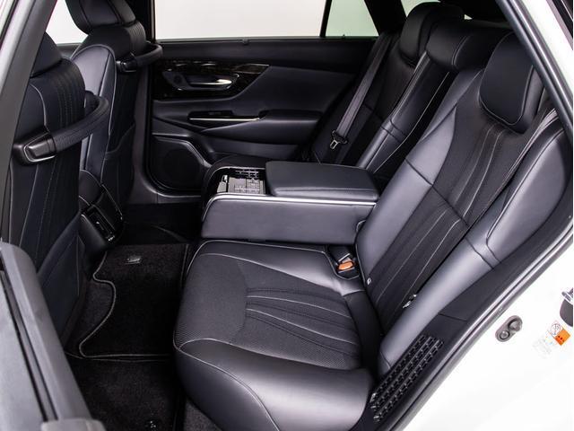 クラウンハイブリッド G-エグゼクティブ (禁煙車)(モデリスタエアロ)(サンルーフ)(黒本革シート)(パノラミックビューモニター)デジタルインナーミラー セーフティPKG+ 衝突軽減 踏み間違い防止 車線逸脱抑制LTA パーキングアシスト(11枚目)