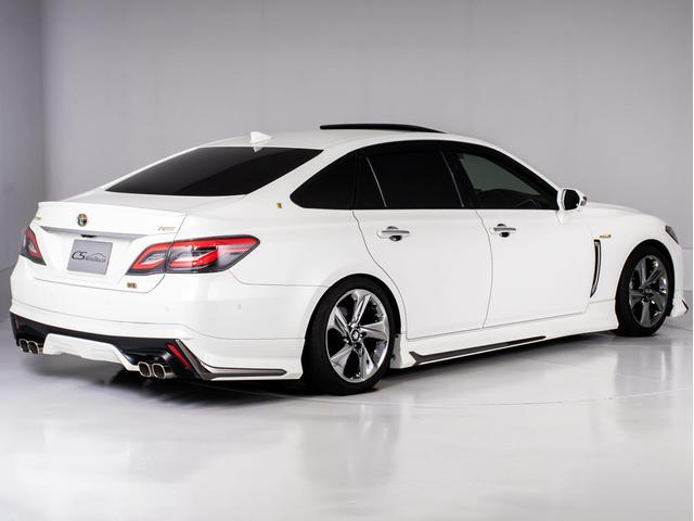 クラウンハイブリッド RSアドバンス (サンルーフ)(モデリスタフルエアロ&マフラー)(黒本革シート)(パノラミックビューモニター)(セーフティパッケージプラス)衝突軽減ブレーキ 踏み間違い防止機能 車線逸脱抑制LTA シーケンシャル(18枚目)