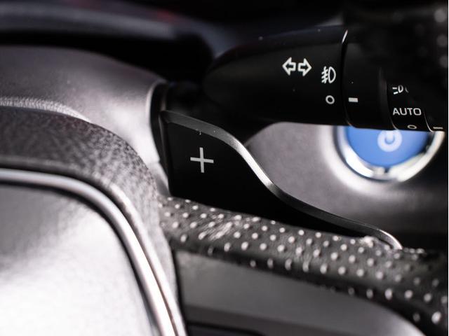 クラウンハイブリッド RSアドバンス (サンルーフ)(モデリスタフルエアロ&マフラー)(黒本革シート)(パノラミックビューモニター)(セーフティパッケージプラス)衝突軽減ブレーキ 踏み間違い防止機能 車線逸脱抑制LTA シーケンシャル(43枚目)