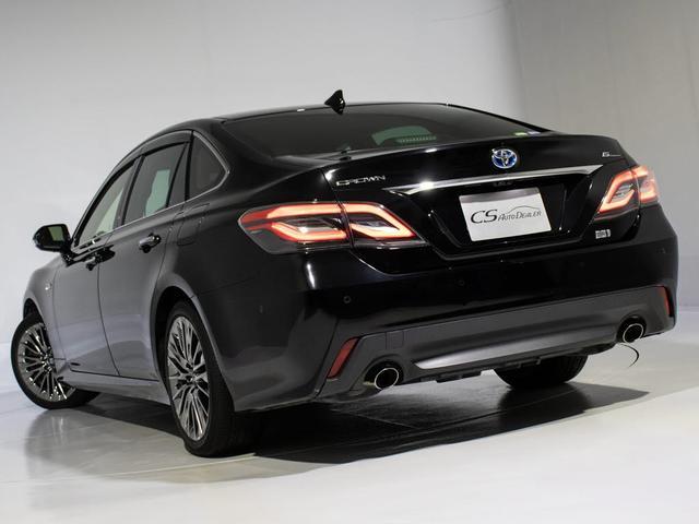 クラウンハイブリッド Ｇ－エグゼクティブ　後期／黒革／プレミアムサウンド／３６０度カメラ／ＨＵＤ／ＢＳＭ／パノラミックビューモニター／後席ＶＩＰ／シートエアコン／シートヒーター／パーキングアシスト／車線逸脱防止／衝突軽減ブレーキ（16枚目）