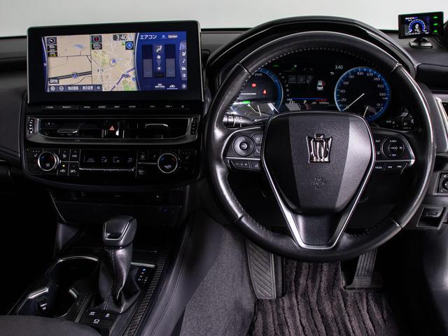 クラウンハイブリッド ＲＳアドバンス　禁煙／法人ワンオーナー／黒革／ＴＲＤエアロ／ＨＵＤ／パノラミックビューモニター／デジタルインナーミラー／セーフティセンス／プリクラッシュセーフティー／レーダークルーズ／レーントレーシングアシスト（8枚目）