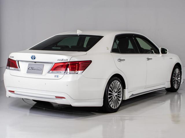 クラウンマジェスタ Ｆバージョン　Ｊ－フロンティア　後期型（禁煙車）（特別仕様車）（オプション１８インチアルミ）（専用コンビレザーシート）（フルエアロ）トヨタセーフティセンス　衝突軽減ブレーキ　踏み間違い防止機能　レーダークルーズ　車線逸脱抑制ＬＤＡ（18枚目）