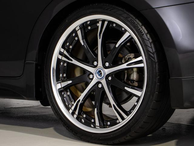 クラウンハイブリッド アスリートG 後期型(禁煙車)(黒本革シート)(パノラミックビューモニター)(20インチアルミ)(フルエアロ)(衝突軽減ブレーキ)(踏み間違い防止機能)レーダークルーズ アダプティブハイビーム Bluetooth(31枚目)