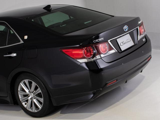 クラウンハイブリッド アスリートS 後期型(ワンオーナー)(黒本革シート)(フルエアロ)(セーフティセンス)衝突軽減ブレーキ 踏み間違い防止機能 車線逸脱抑制LDA オートマチックハイビーム Bluetooth対応 パーキングアシスト(19枚目)