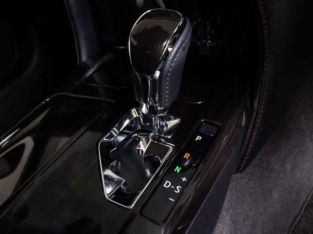 クラウンハイブリッド アスリートS 後期型(ワンオーナー)(黒本革シート)(フルエアロ)(セーフティセンス)衝突軽減ブレーキ 踏み間違い防止機能 車線逸脱抑制LDA オートマチックハイビーム Bluetooth対応 パーキングアシスト(40枚目)