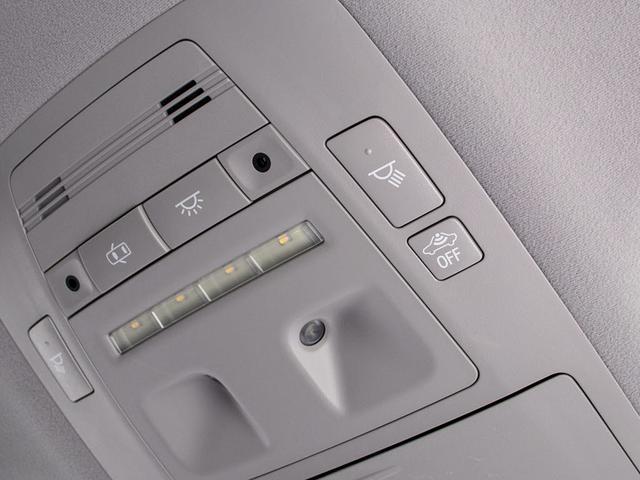 クラウンハイブリッド アスリートS 後期型(ワンオーナー)(黒本革シート)(フルエアロ)(セーフティセンス)衝突軽減ブレーキ 踏み間違い防止機能 車線逸脱抑制LDA オートマチックハイビーム Bluetooth対応 パーキングアシスト(41枚目)